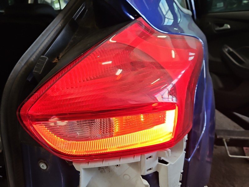 Lampa tył prawa Ford Focus Mk3 HB