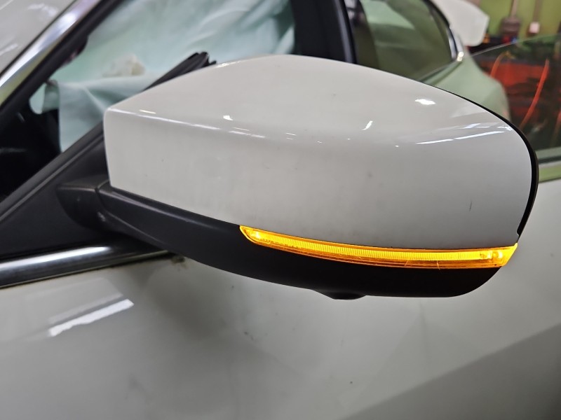 Lusterko lewe pin Maserati Quattroporte VI 13- sedan 4d kolor europa