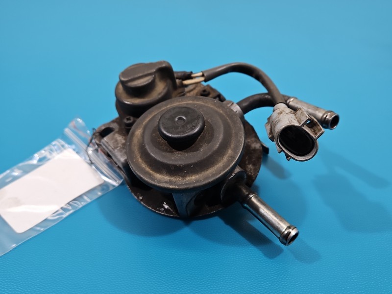 Obudowa filtra paliwa Toyota Land Cruiser 120 J120 3.0 D4D (1KD)