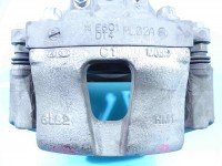 Zacisk przód prawy Kia Optima IV 15-20 2.0 16V