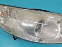 Reflektor prawy lampa przód Peugeot 407 EUROPA