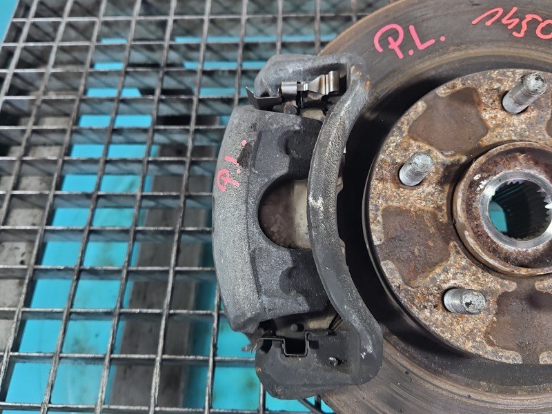 Zacisk przód lewy Nissan Juke I F15 10-19 1.2 T