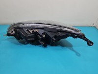 Reflektor prawy lampa przód Opel Astra IV J EUROPA