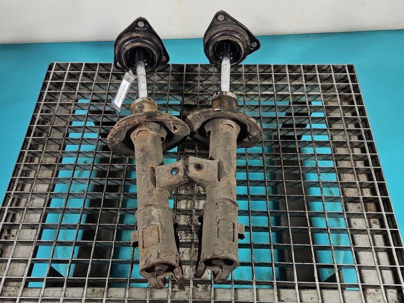 Amortyzator przód komplet lewy prawy Kia Sportage III 10-15 L+P