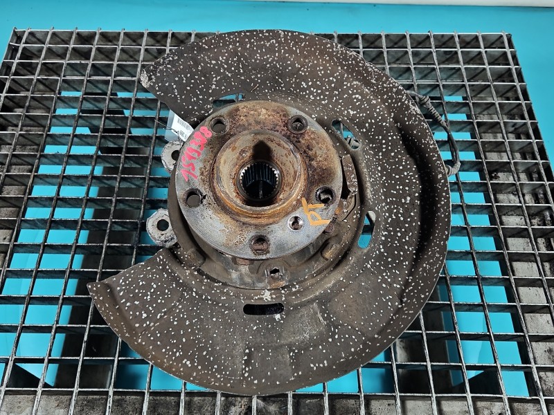 Piasta koła tył prawa zwrotnica łożysko BMW F01 3.0d