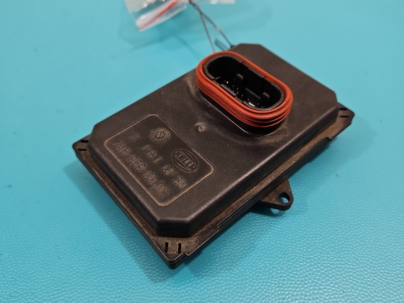 Przetwornica xenon Vw Tiguan I 07- 7L6941329B Przetwornica xenon Vw Tiguan I 07- 7L6941329B