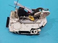 Zamek tył prawy P04589650AD Jeep Compass I 06-16 Producent części: JEEP, 4pin