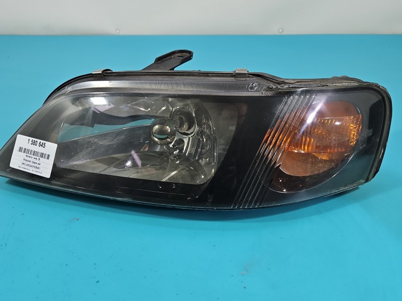 Reflektor lewy lampa przód Mitsubishi Space star EUROPA