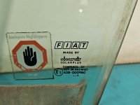 Szyba drzwi przód lewa Fiat Punto I HB