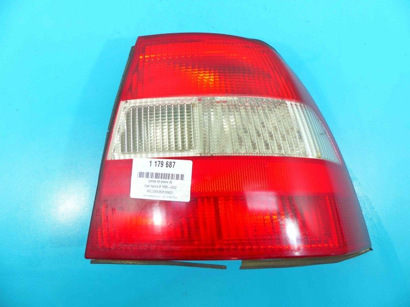 Lampa tył prawa Opel Vectra B sedan