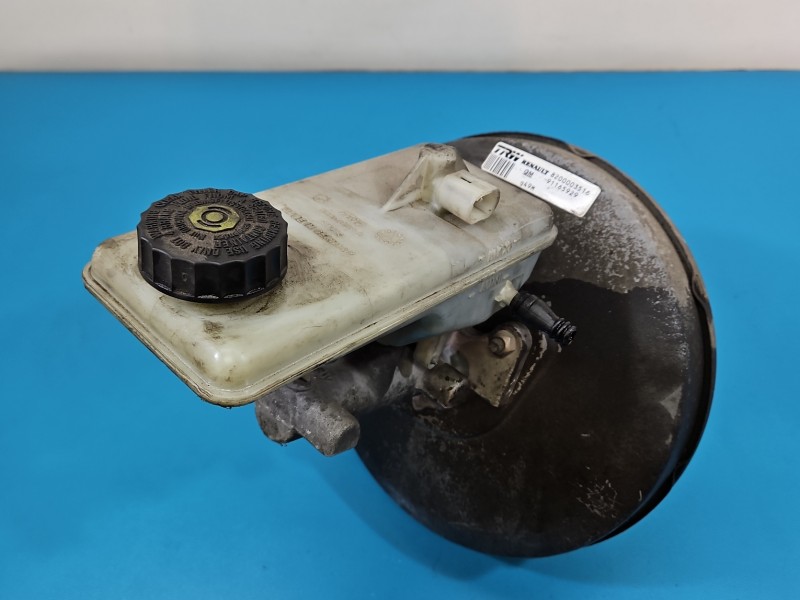 Serwo hamulcowe Opel Vivaro 1.9 cdti 8200003516, 91165929, 32067008-2