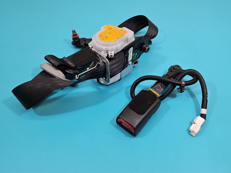 Pas bezpieczeństwa przód prawy pasażera Hyundai I30 II 12-16 88810-A6100