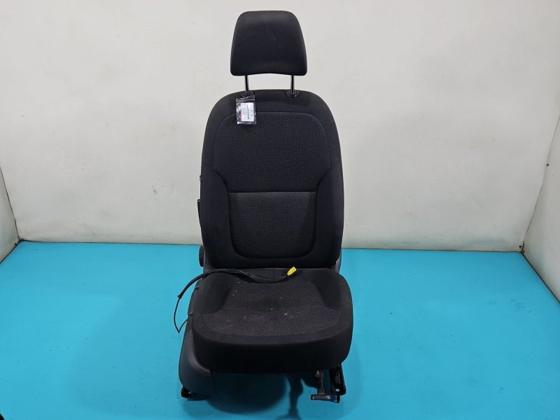Fotel prawy przód pasażera Skoda Yeti Fotel prawy przód pasażera Skoda Yeti