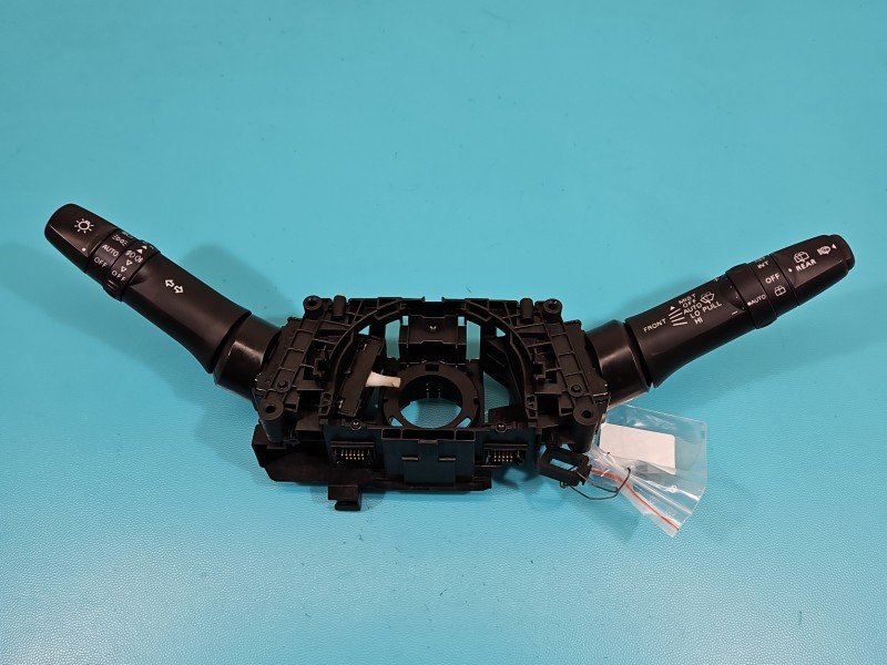 Przełącznik zespolony Mitsubishi ASX 10- 8617A517 Przełącznik zespolony Mitsubishi ASX 10- 8617A517