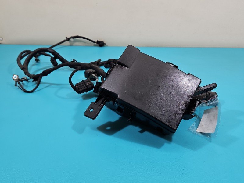 Skrzynka bezpieczników Kia Venga 91240-1P030 Skrzynka bezpieczników Kia Venga 91240-1P030