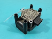 Cewka zapłonowa Audi A3 8L 06B905106A 1.6 SR Producent części: Audi, Pęknięta obudowa