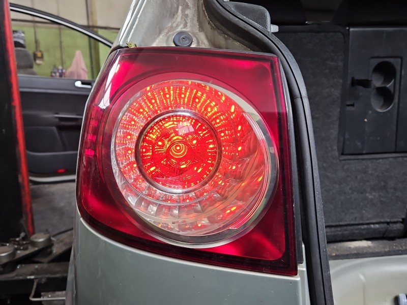 Lampa tył lewa błotnika Vw Golf plus HB EUROPA 5M0945095S, 89502445