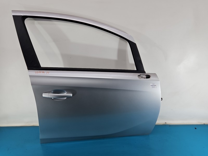 DRZWI PRZÓD PRAWE PASAŻERA Opel Corsa E 5d srebrny z176