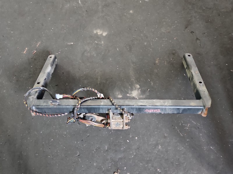 Hak holowniczy Audi A5 8T