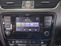 Radio fabryczne Skoda Octavia III 5E0919605D radioodtwarzacz