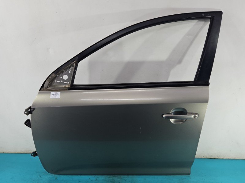 DRZWI PRZÓD LEWE KIEROWCY Kia Ceed I 06- 5d srebrny A3