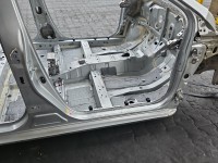 Próg prawy SŁUPEK ŚRODKOWY B Toyota Corolla E16 E18 13- sedan 4d 1f7