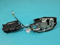 Zamek przód prawy 7185692 BMW F01 EUROPA Producent części: BMW, Z dociągiem zamek 5pin, dociąg 2pin