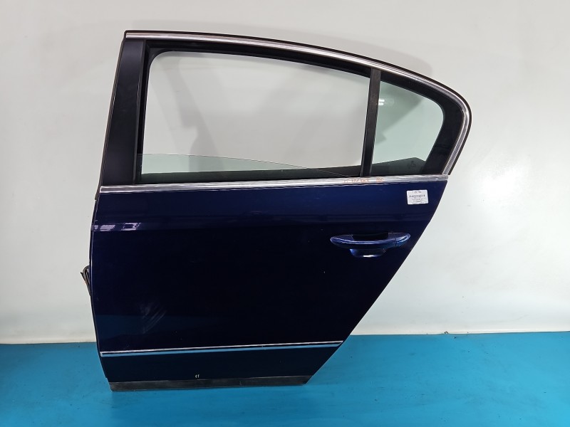 Drzwi tył lewe Vw Passat B6 sedan 4d LD5Q