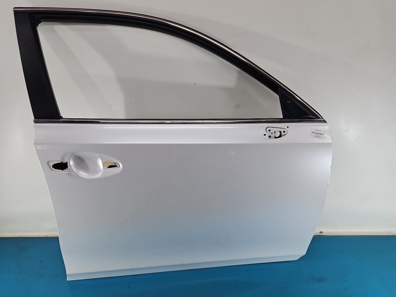 DRZWI PRZÓD PRAWE PASAŻERA LEXUS CT 10-22 5d 085