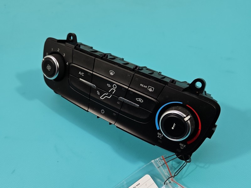 Konsola panel nawiewu Ford Focus Mk3