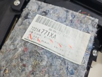 Tapicerka drzwi przód lewa boczek kierowcy Mitsubishi Outlander II