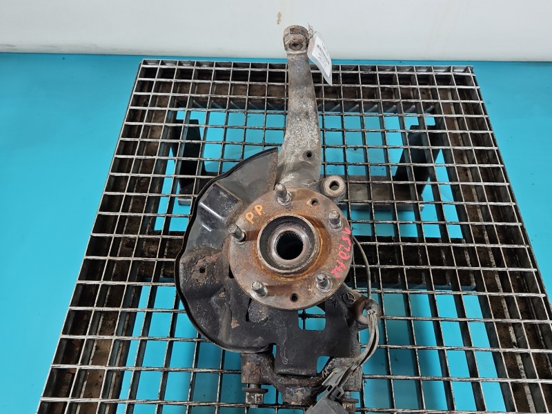 Zwrotnica prawa piasta przód 2.0 citd Mazda 6 II GH