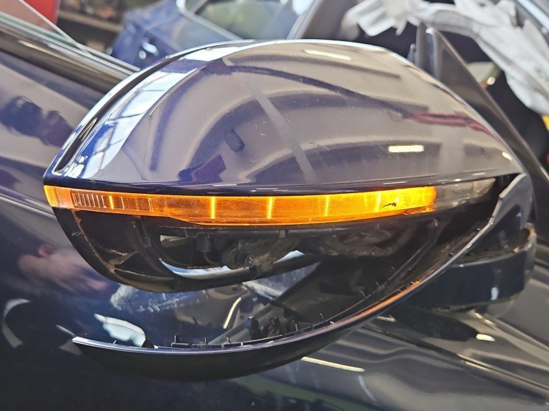 Lusterko prawe Audi A7 4G granatowy LX5P europa