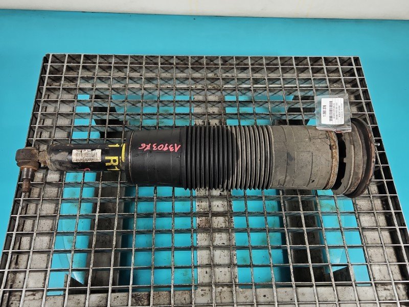 Amortyzator przód prawy przedni Mercedes W221