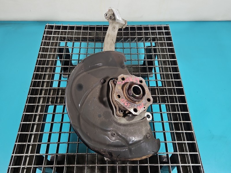 Zwrotnica lewa piasta przód 3.0 TFSI CRE AUDI Q7 II 4M