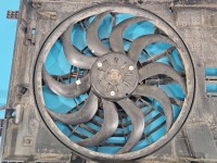 Wentylatory Wentylator chłodnicy Peugeot 3008 II 9836490780 1.6 T hybrid4