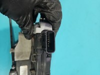 Zamek przód prawy Kia Venga EUROPA 6pin 81320-1P020