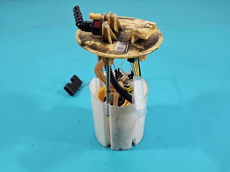 pompka Pompa paliwa Renault Master III 10-24 2.3 DCI 058020, Q04DCD772 6 PIN