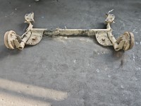 Tylna belka oś tył Dacia Logan I 05-14 1.4 8V