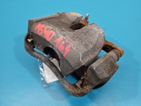 Zacisk przód prawy Toyota Auris II 1.8 hybryda