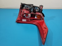 Lampa tył lewa Peugeot, Uszkodzone dwa zaczepy trzymający wkład. Peugeot 5008 HB