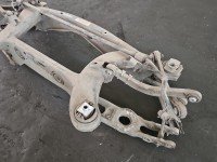 Tylna belka oś tył Mercedes W213 2.0 CDI