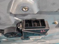 Podnośnik przód prawy Skoda Fabia I 26 PIN 6Q1959802A 5d kombi