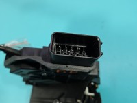 Zamek przód prawy Ford S-max I MK1 EUROPA Producent części: FORD, Europejska, 6pin, 6M2A-R21812-AA