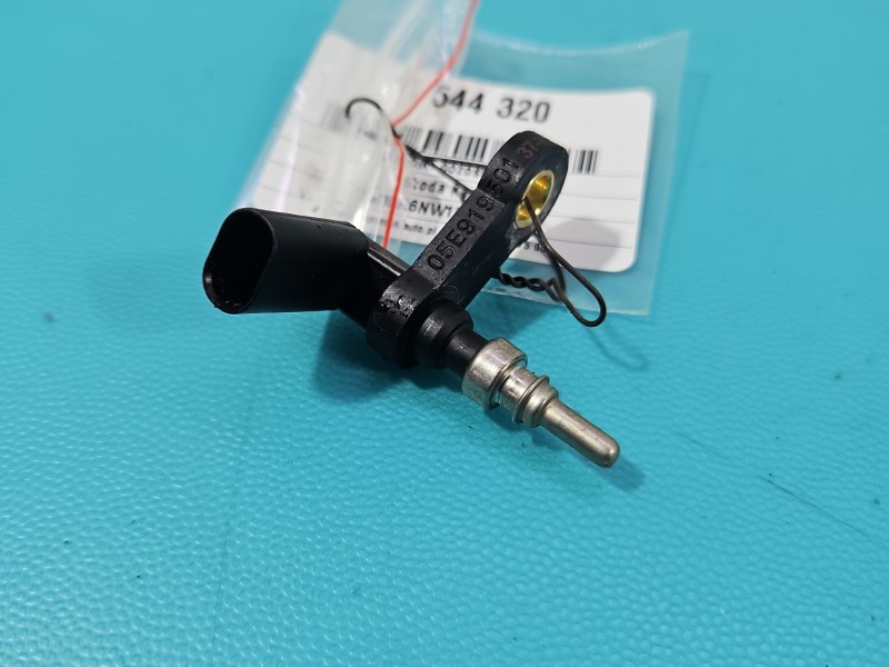 Czujnik Skoda Kamiq 05E919501