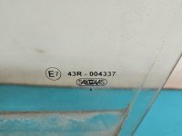 Szyba drzwi przód lewa Suzuki Splash HB