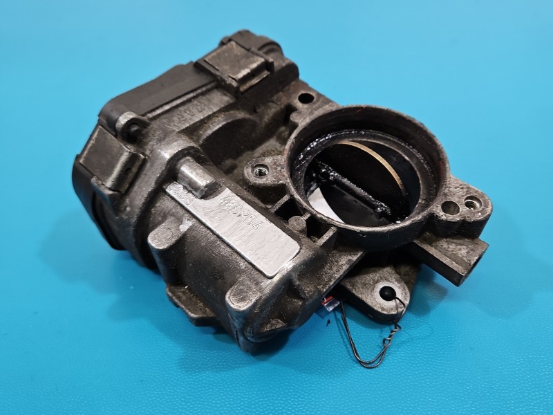 Przepustnica Opel Zafira B 1.9 cdti