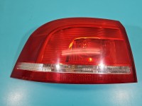 Lampa tył lewa Volkswagen, W BŁOTNIK KOMBI Z LISTWĄ ŻARÓWKOWĄ Vw Passat B7 kombi