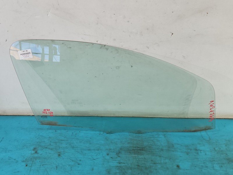 Szyba drzwi przód prawa Toyota Aygo 05-14 HB