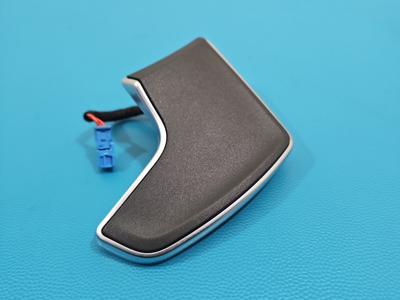 Przełącznik Producent części: BMW, Łopatki zmiany biegów. Prawa strona 5 G30 2017-2024 9372496